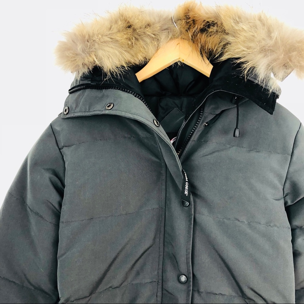 NWT Canada Goose Shelburne Parka - Picture 3 of 8